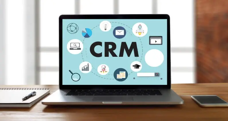 ¿Qué CRM elegir: a medida o de fabricante? ¿Qué CRM elegir: a medida o de fabricante?