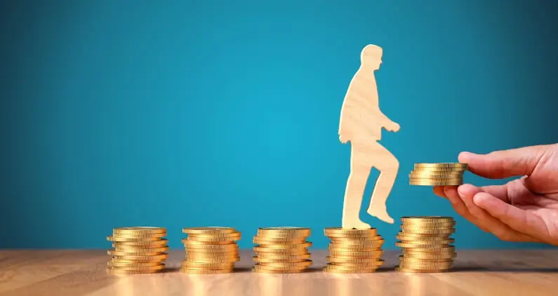 Cul es la subida salarial mnima fijada para el 2022?