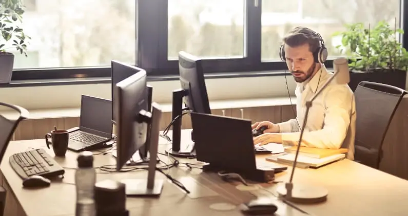 Centralita IP: ¿qué es y cuáles son sus ventajas? Centralita IP: ¿qué es y cuáles son sus ventajas?