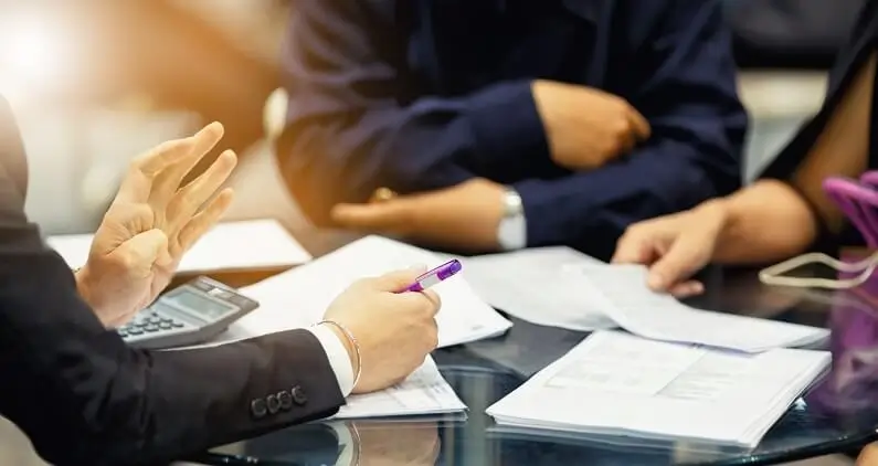 Diferencias entre gestora y asesora