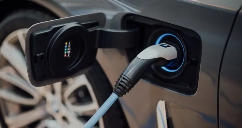Todo lo que necesitas saber sobre recargar un coche elctrico