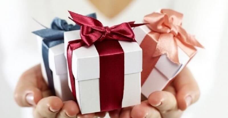 Las 4 grandes ventajas de los regalos promocionales Las 4 grandes ventajas de los regalos promocionales