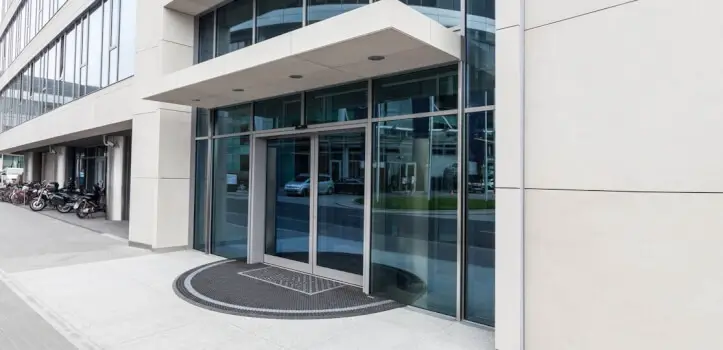 																																									2 sesiones gratis de limpieza de tus oficinas